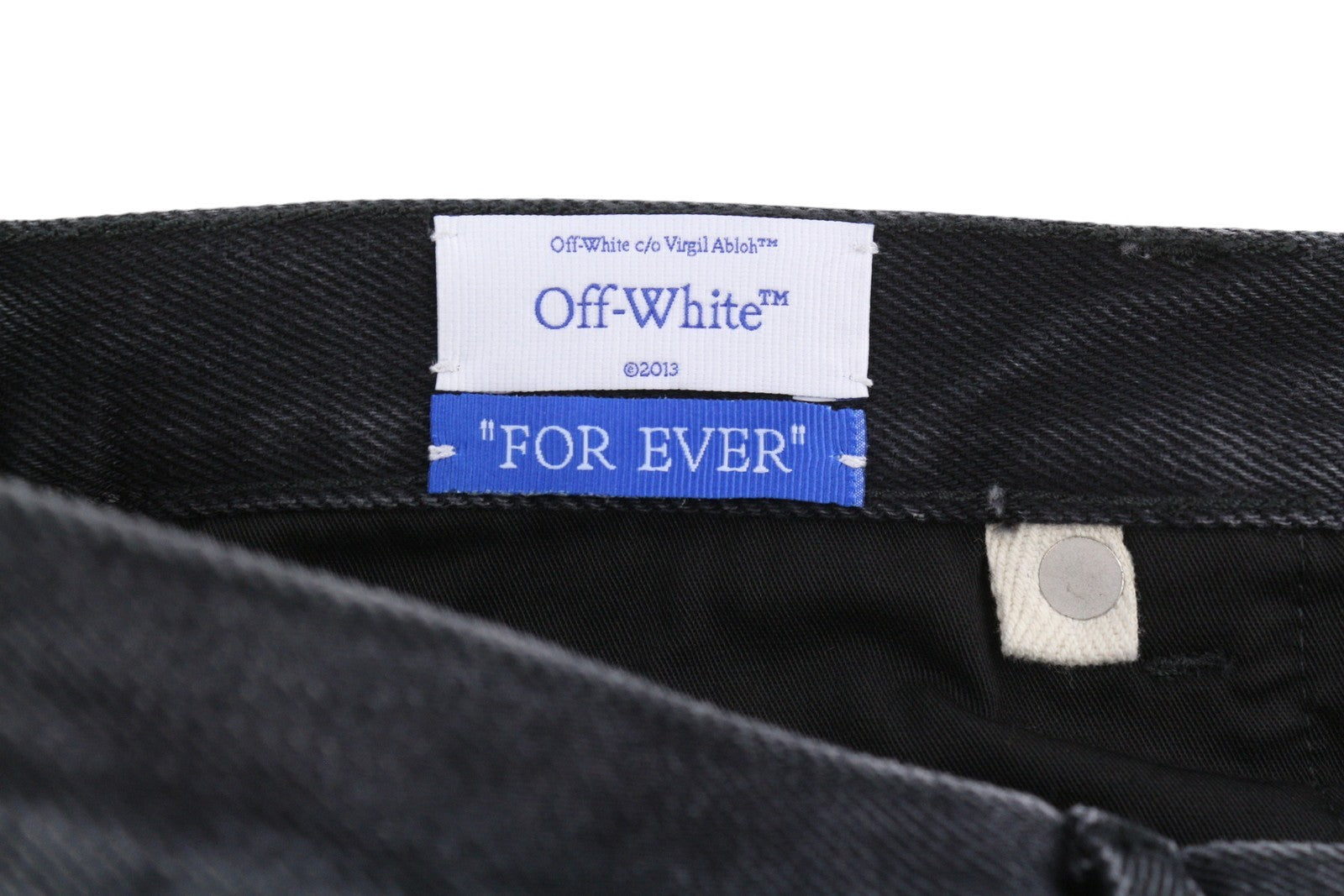 OFF-WHITE Arr Taper Men's Jeans W32 Black Washed Denim Button Fly Casual Logo