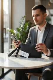 CALVIN KLEIN Make-Up + D-Ring Keyfob Men Bag OS Black Logo RRP89