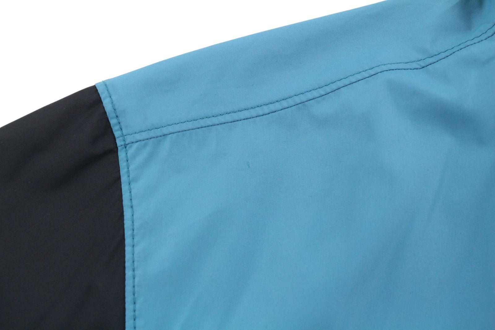 WRANGLER LWT Packable Men Jacket XL Reversible Patterned Hidden Hood Lightweight