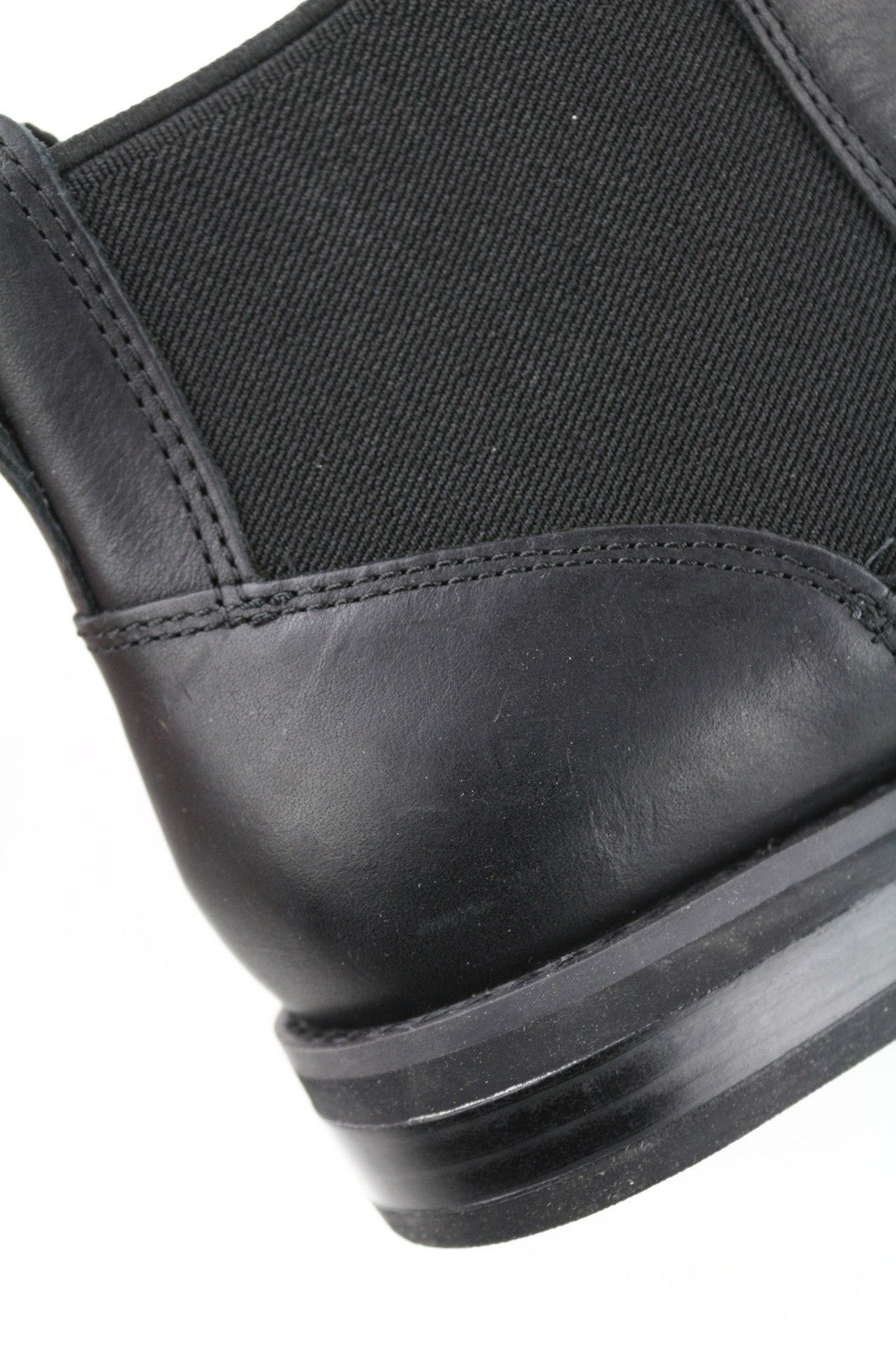 TIMBERLAND A1KHL moteriški juodi odiniai aulinukai su užtrauktuku šonuose.