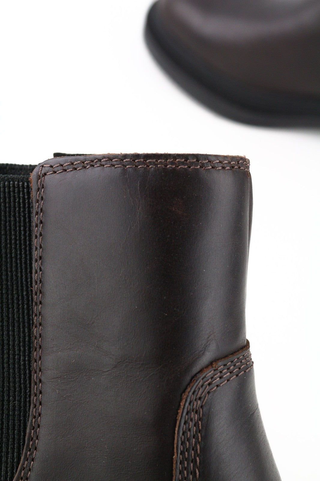 TIMBERLAND A2589 moteriški aulinukai su tamsia odine juostele, odiniai, ReBOTL, su užtrauktuku šone. 