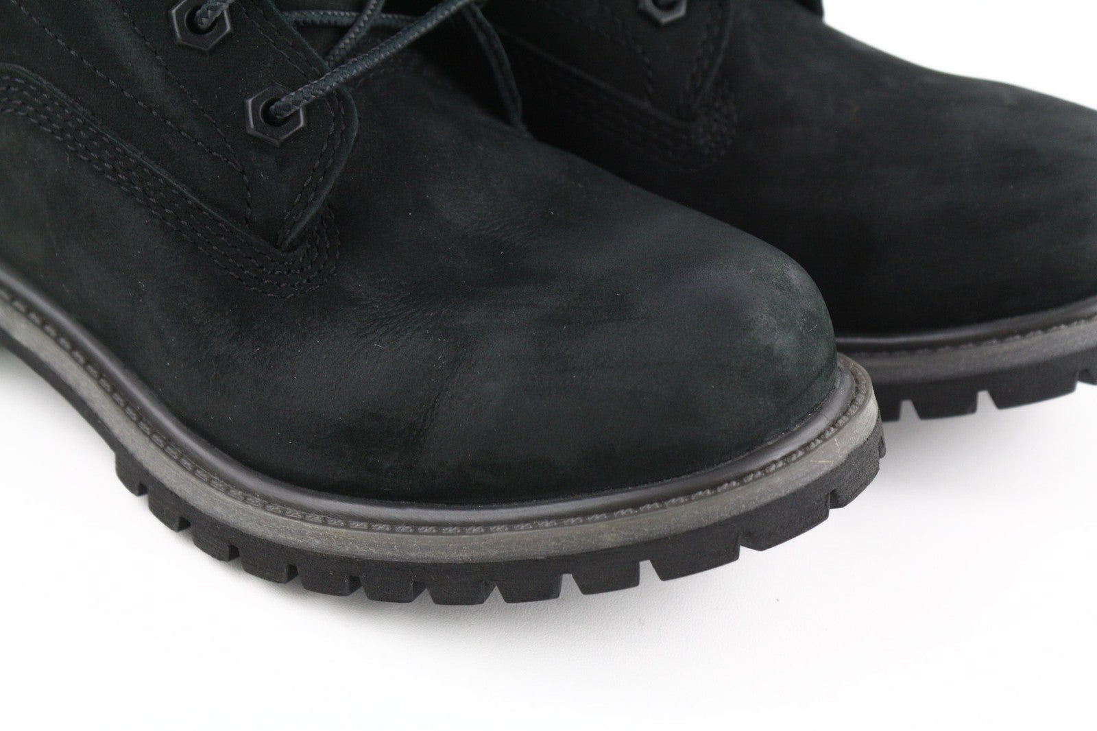 TIMBERLAND A17VM moteriški juodi odiniai aulinukai su raišteliais, neperšlampami. 