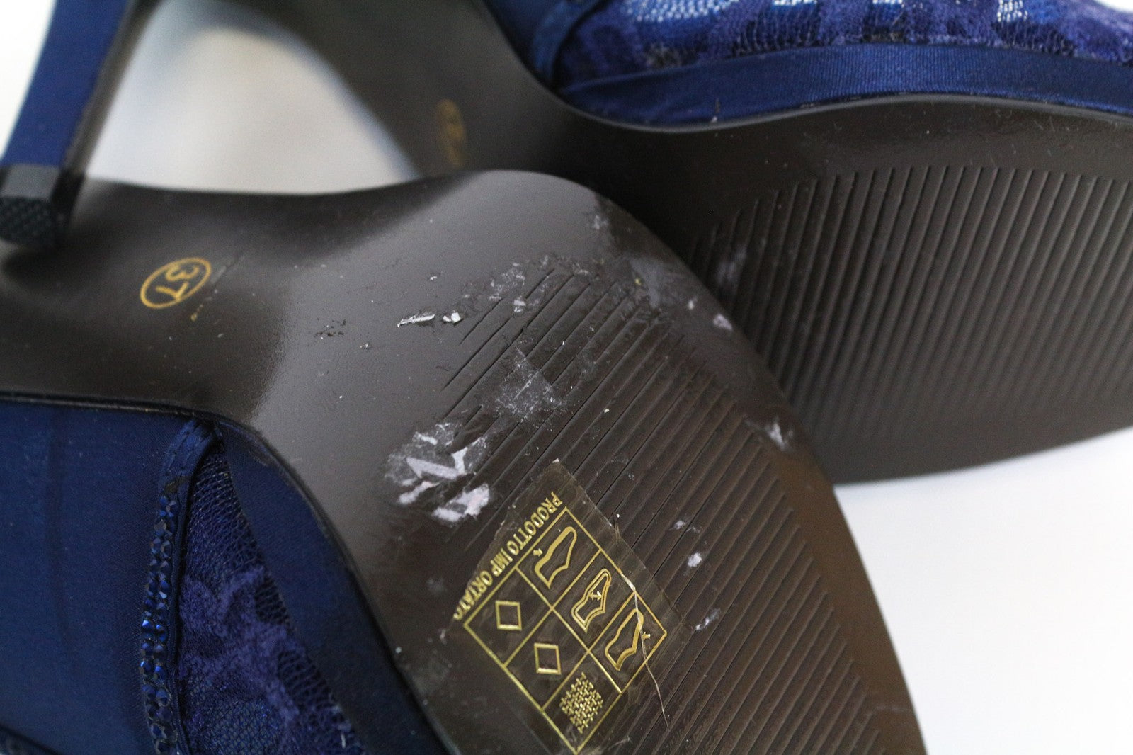 06 AUKSINIO LEIDIMO moteriški mėlyni aukštakulniai, 37 dydžio, su cirkoniais ir nėriniuotais bateliais atvira nosele 