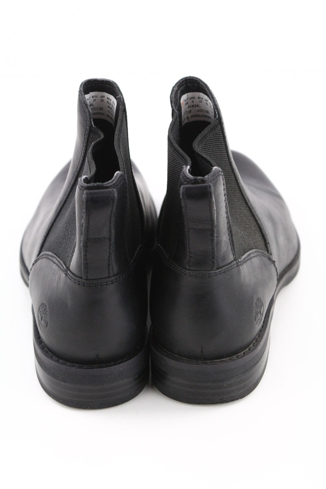 TIMBERLAND A1KHL moteriški juodi odiniai aulinukai, EU37, UK4, su smailia pamušalu šonuose. 