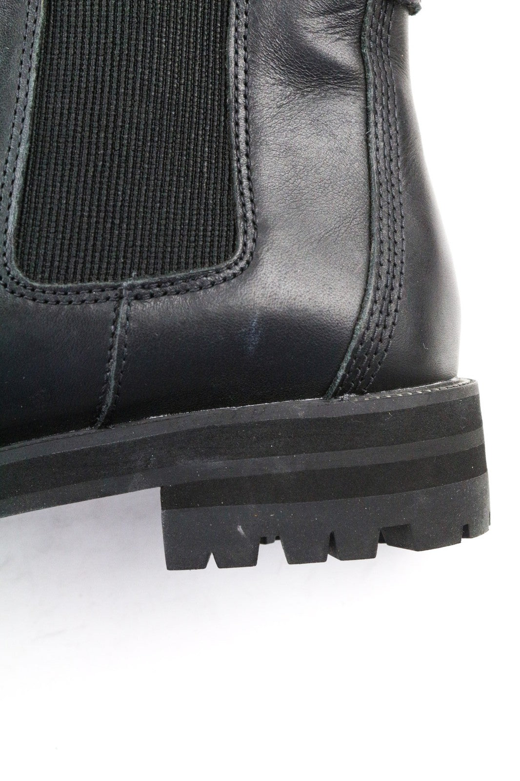 TIMBERLAND A2KRE moteriški juodi odiniai batai su tampriomis šoninėmis detalėmis, dydis EU38, UK5. 