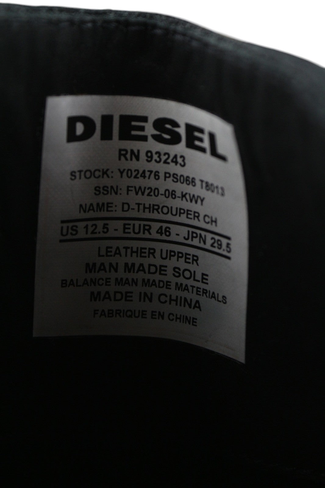 DIESEL D-Thruper vyriški juodi odiniai aulinukai su užtrauktuku, EU46, rekomenduojama kaina – 260 € 