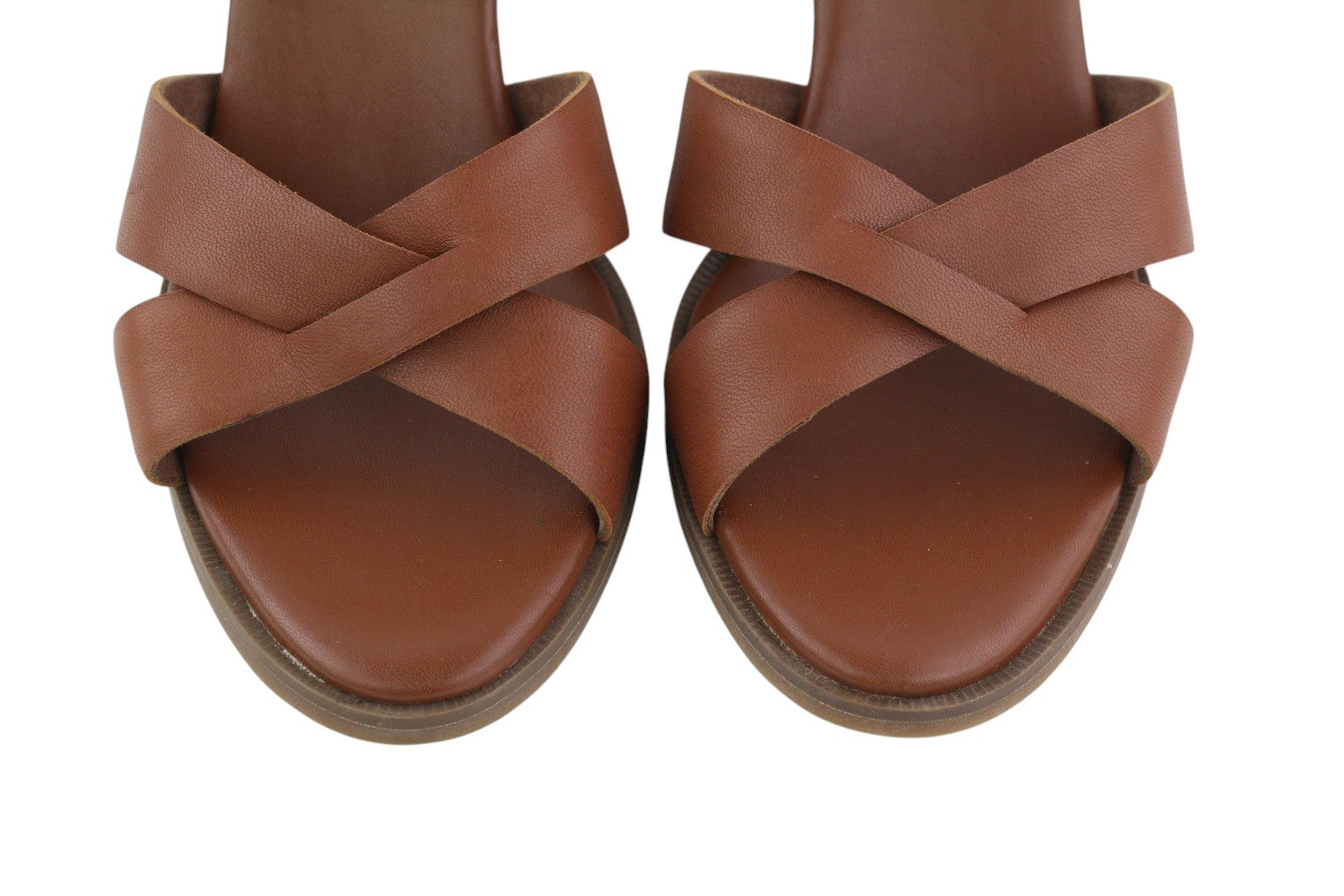 TIMBERLAND A1IEA moteriškos rudos odinės basutės su sagtimi ir kulnais, 39.5 dydis 