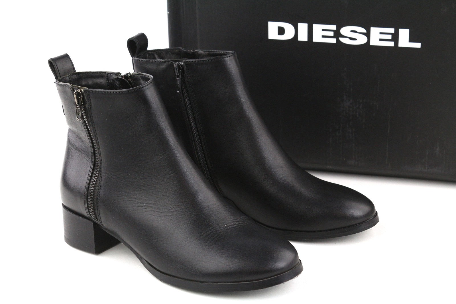 DIESEL D-Arlin moteriški juodi bateliai su užtrauktuku ir odiniais kulnais, EU39, RRP 260 € 