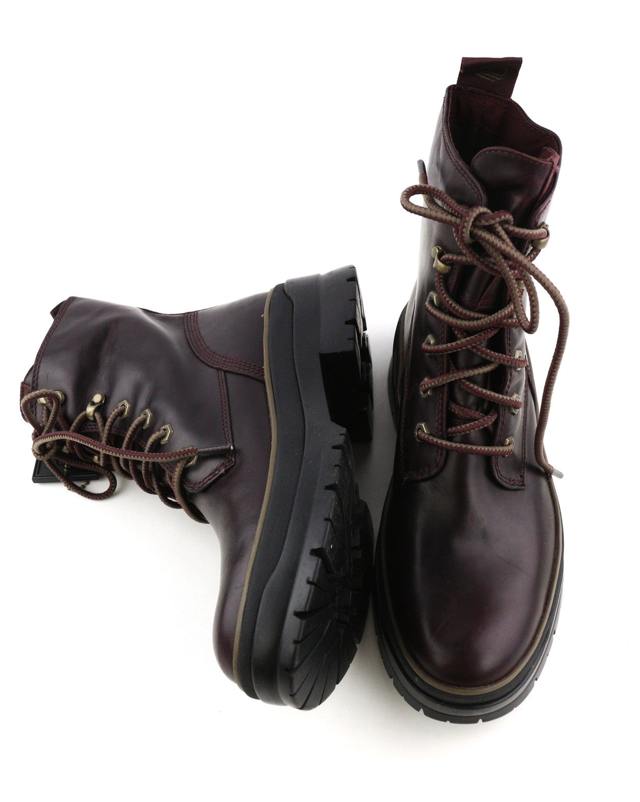 TIMBERLAND A2F7G moteriški EU40/41 tamsios odos batai su vidutinio ūgio migdolų nosimis su raišteliais 