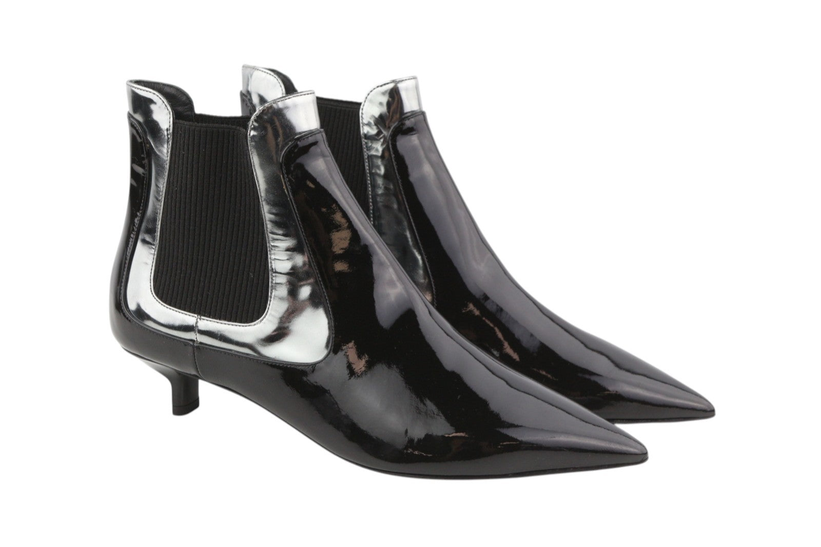 EMPORIO ARMANI moteriški juodi lakuotos odos bateliai su kulnais, 37 dydis 