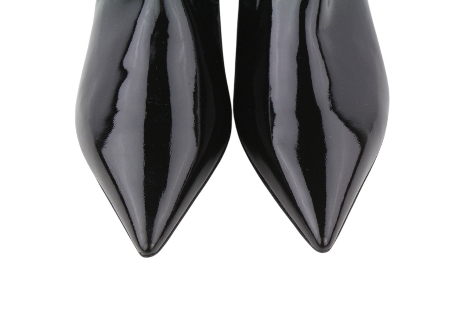 EMPORIO ARMANI moteriški juodi lakuotos odos bateliai su kulnais, 37 dydis 