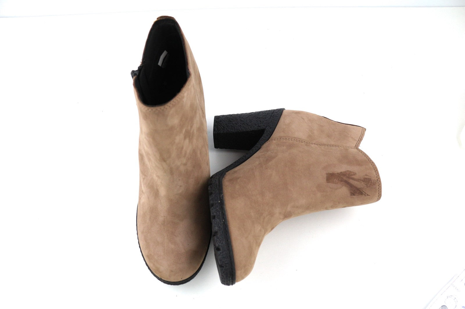 TIMBERLAND A2JJK-A6034 moteriški rudi odiniai bateliai su logotipu ir kulniniu kulnu, dydis EU36/37 