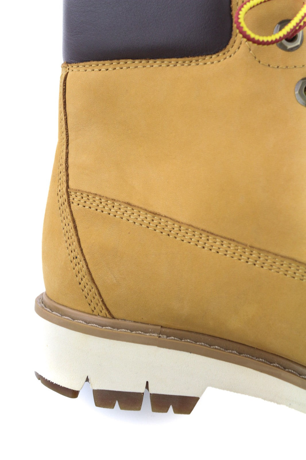 TIMBERLAND A1T6U-A3646 moteriški rudi odiniai aukštaauliai su nėriniuotais aulinukais, dydis EU38/38.5 