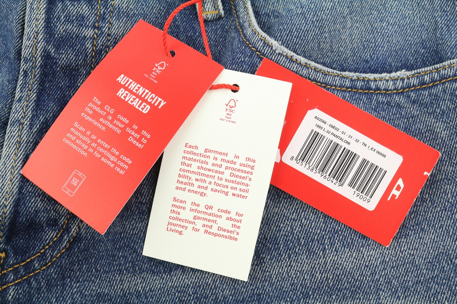 DIESEL 1995 09E02 Men Jeans W31/L32 Blue Ripped Distress Slim Straight RRP375