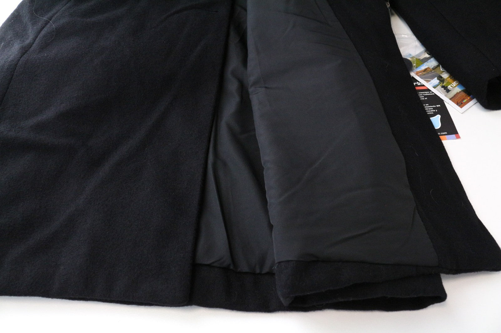 TUCANO URBANO New Carmen moteriškas paltas IT42 juodas vilnos mišinio kvėpuojantis, atsparus vėjui 