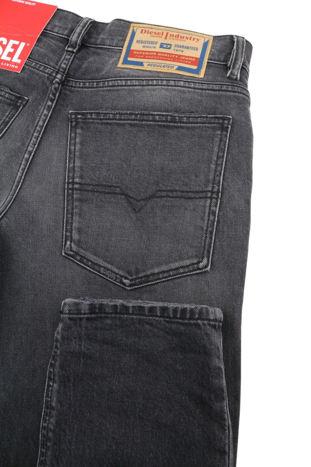 DIESEL 1995 D-Sark 09G19 Men Jeans W28/L32 Grey Faded Distress Slim RRP225