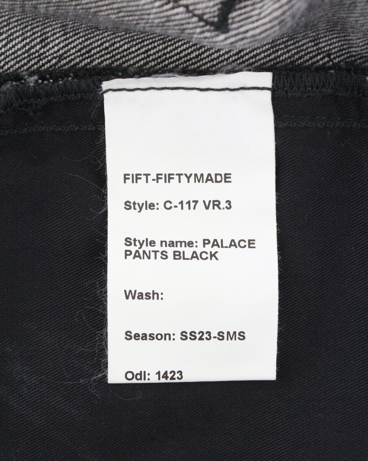 THE GIVING MOVEMENT Fifty Made Women Jeans W26 Grey Distress Limited Edition