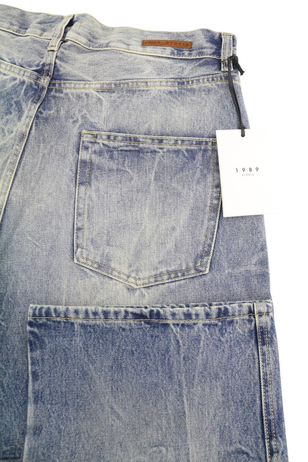 1989 STUDIO vyriški džinsai W33 mėlyni išblukę ūsai, tiesus kirpimas, plėšytas džinsas 