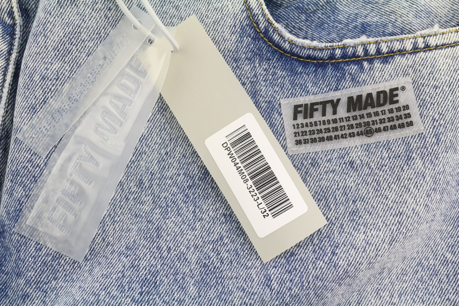THE GIVING MOVEMENT Fifty Made Women Jeans W32 Blue Distress Limited Edition