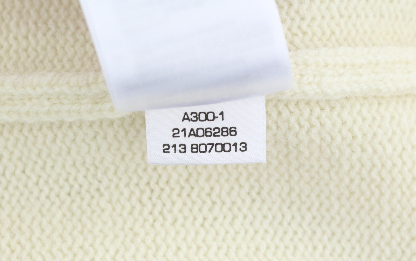GANT Tag Wool Turtleneck Men Jumper L Cream Lambswool Knit