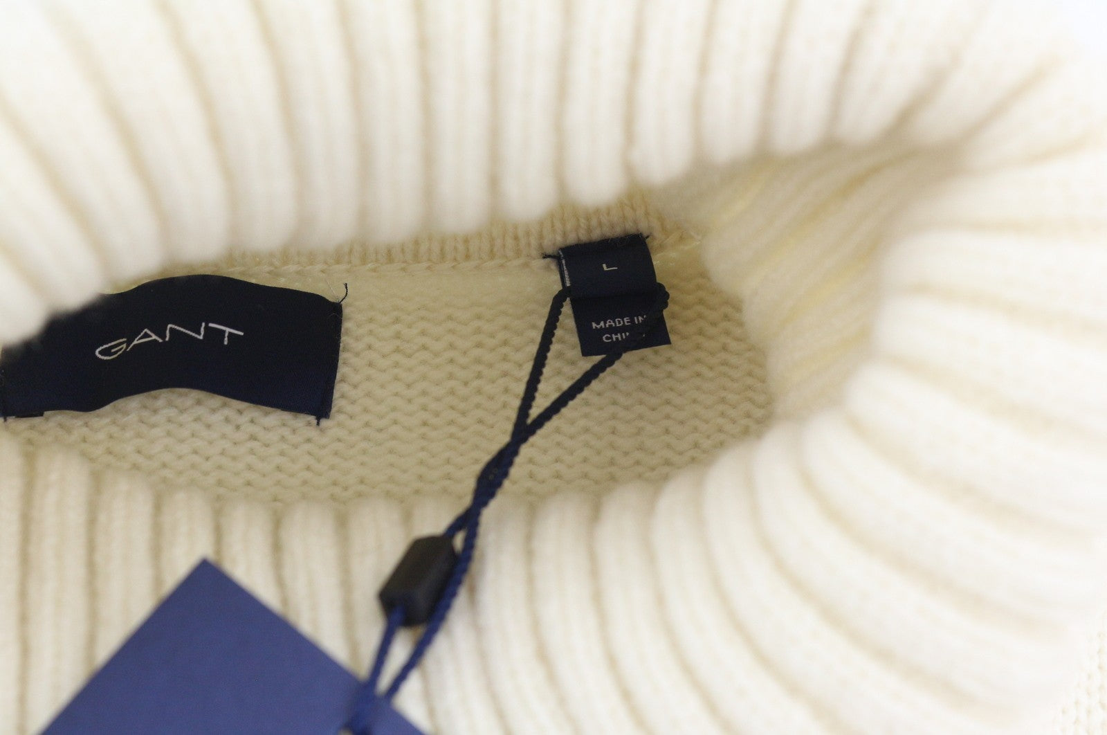 GANT Tag Wool Turtleneck Men Jumper L Cream Lambswool Knit