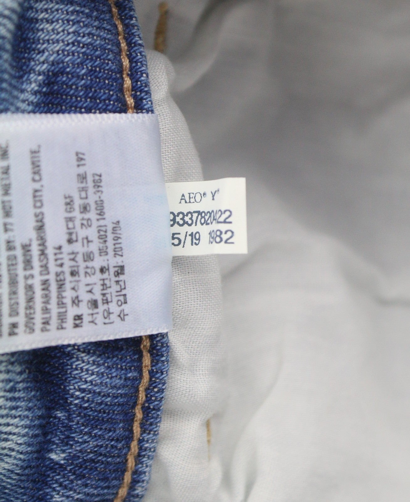 AMERICAN EAGLE OUTFITTERS Tomgirl Women Jeans W25 Slashed Sky Stretch Distress