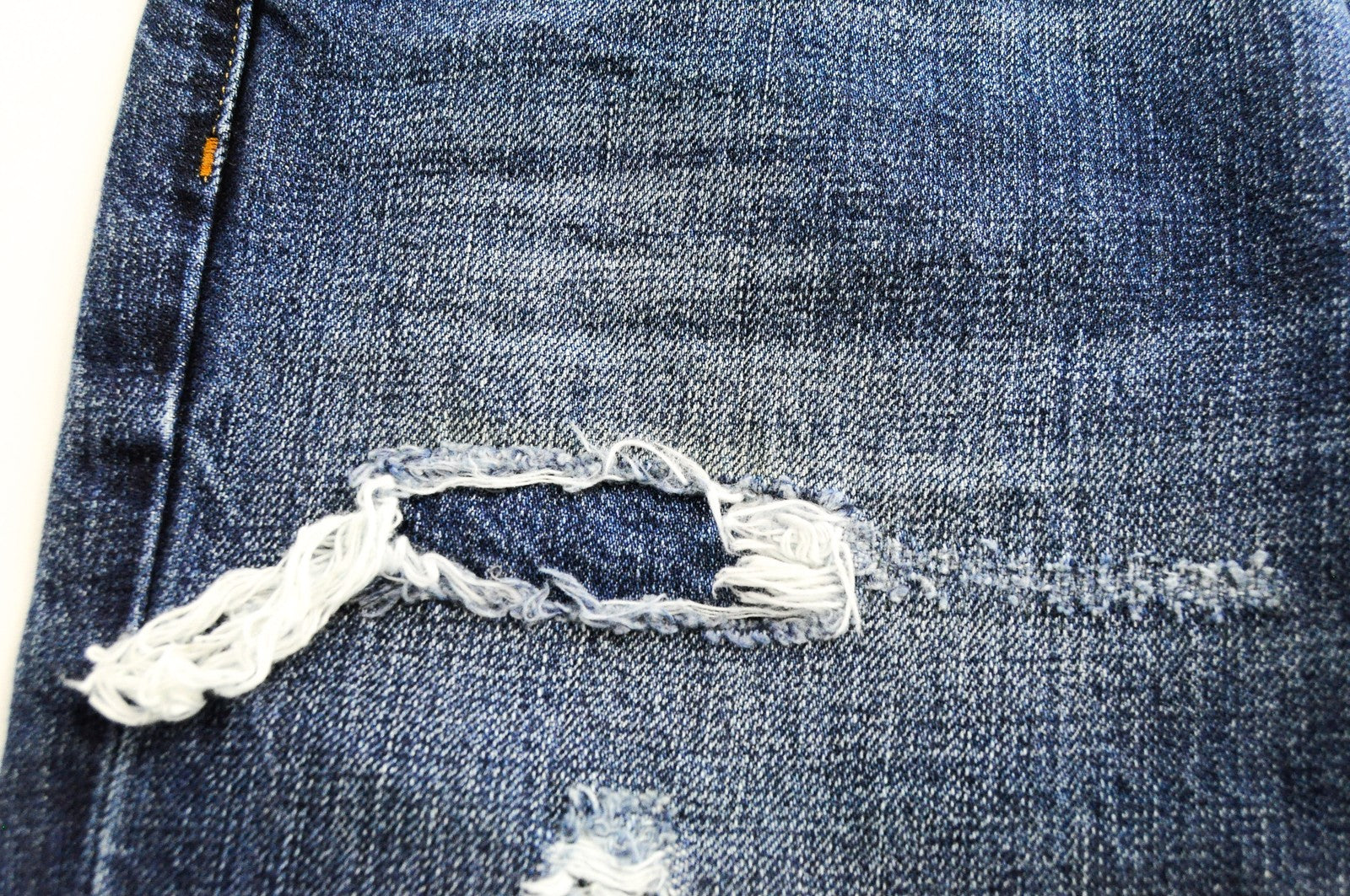 DIESEL Aryel 080AH Women Jeans W25/L30 Ripped Blue Denim Aged Look Straight Fit
