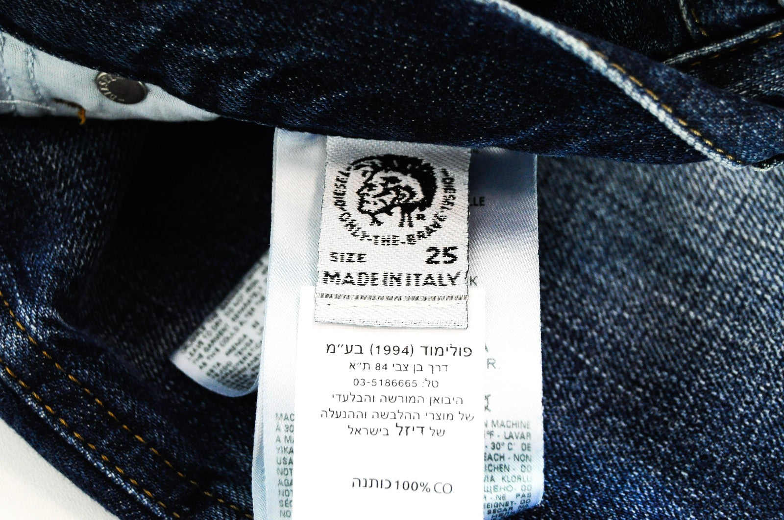 DIESEL Aryel 080AH Women Jeans W25/L30 Ripped Blue Denim Aged Look Straight Fit