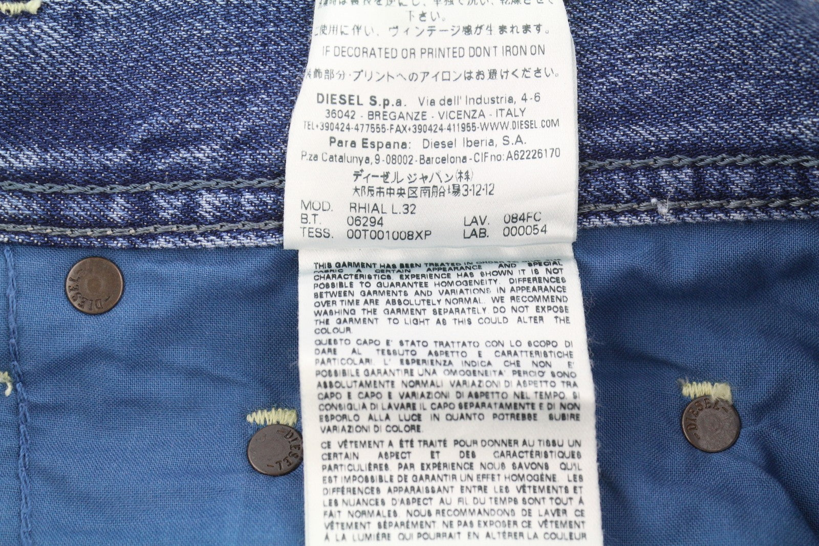 DIESEL Rhial 084FC Men Jeans W31/L32 Blue Faded Slim Carrot Fit Cropped Button