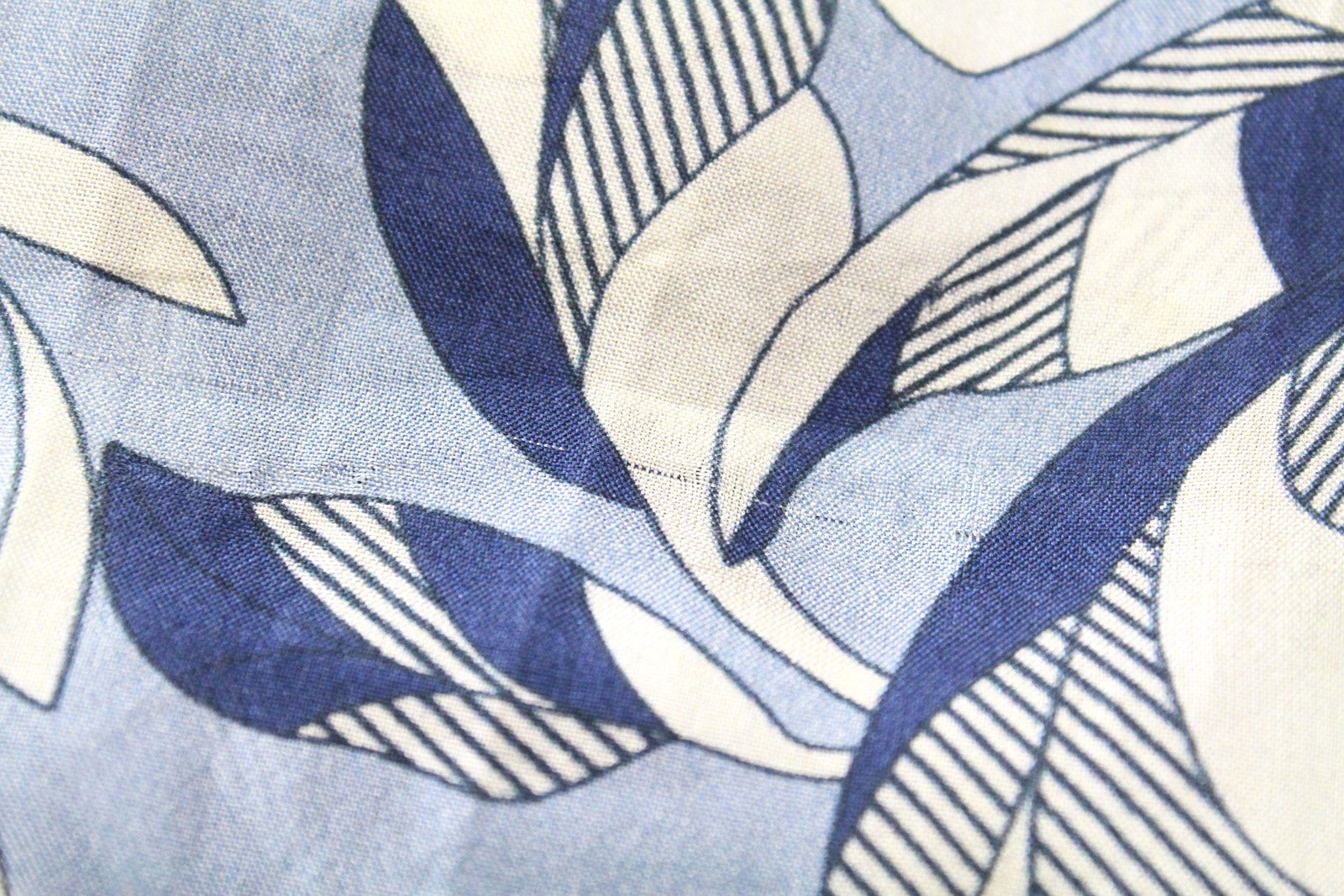 SUISTUDIO Charles Women Shirt UK6 Blue Silk Patterned Lightweight Long Sleeved