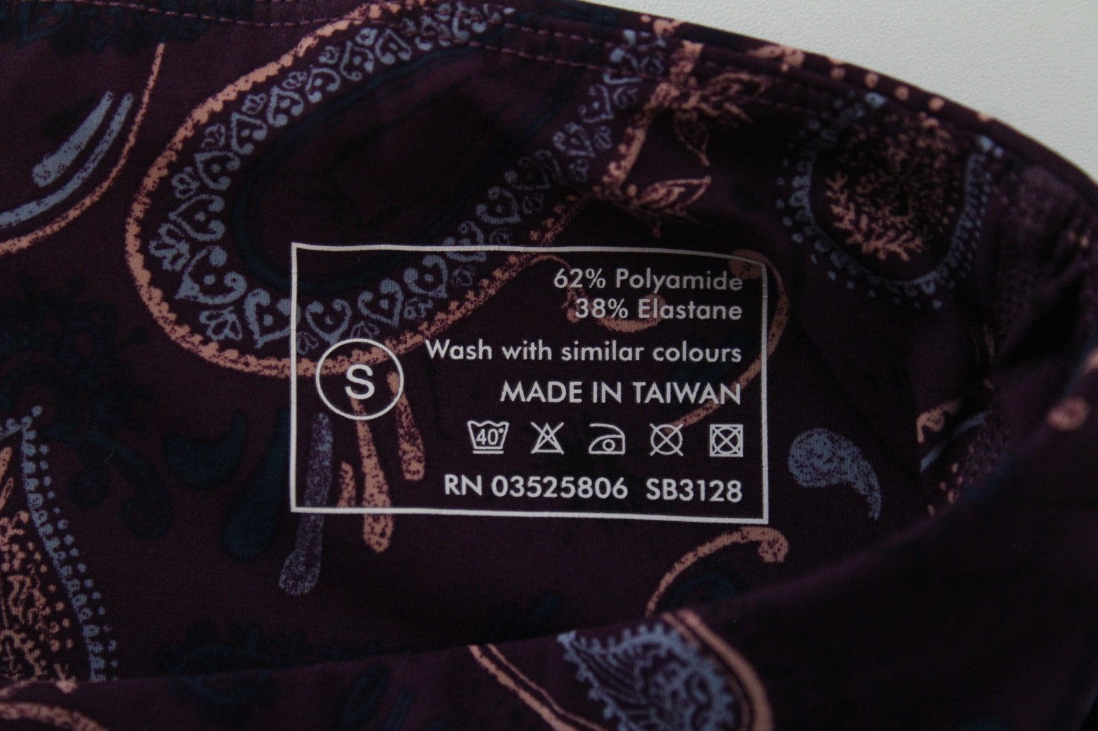SWEATY BETTY Women Sport Leggings S Purple Stretch Paisley Patterned Activewear