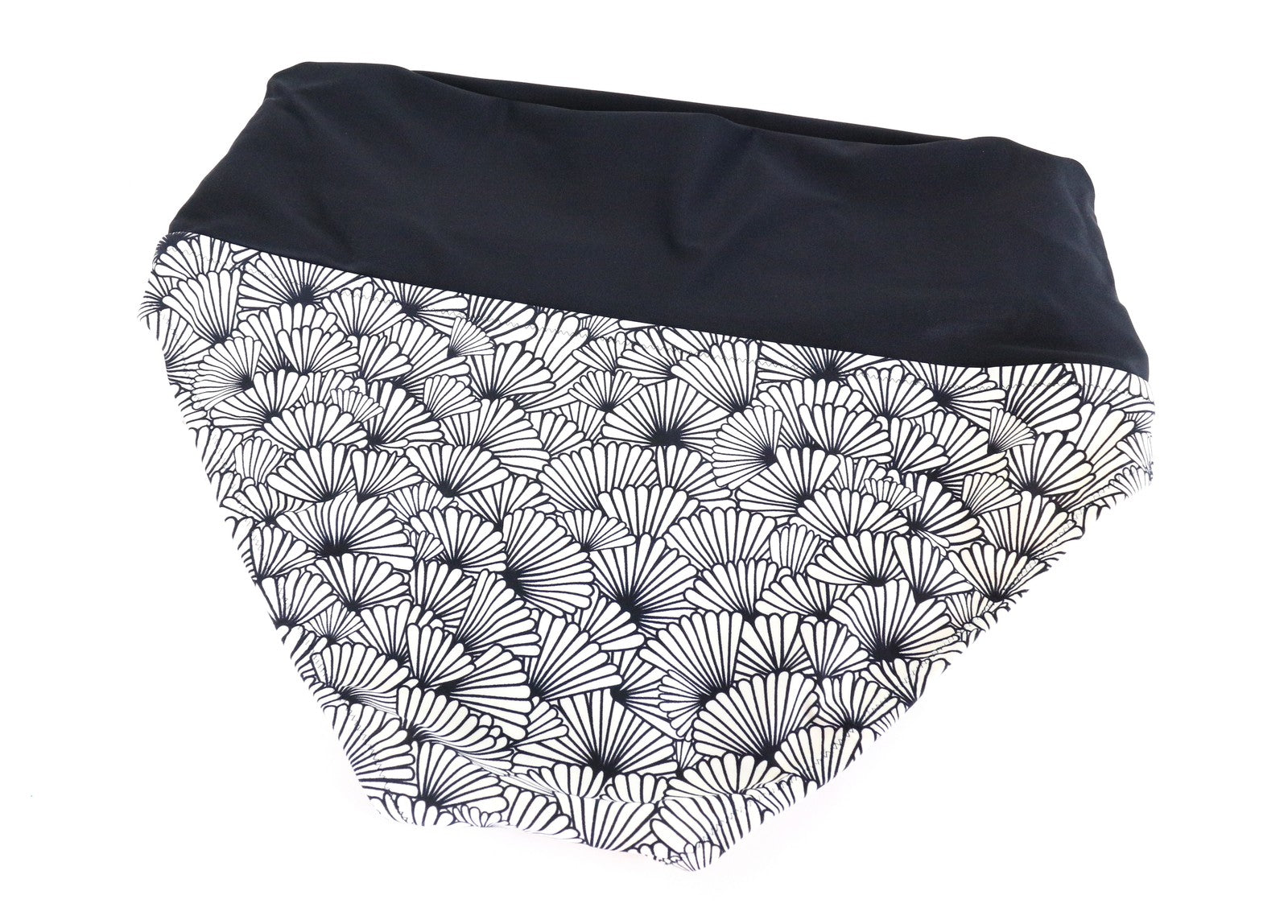 SWEATY BETTY Tranquility Women Swimwear XL White Shell Patterned Bikini Bottom