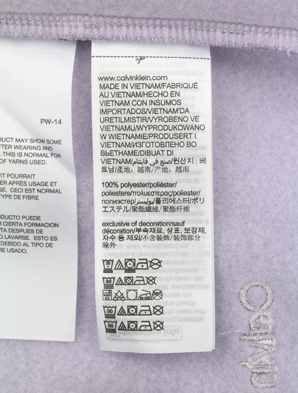 CALVIN KLEIN Men Sweatshirt M Lavender Crew Logo