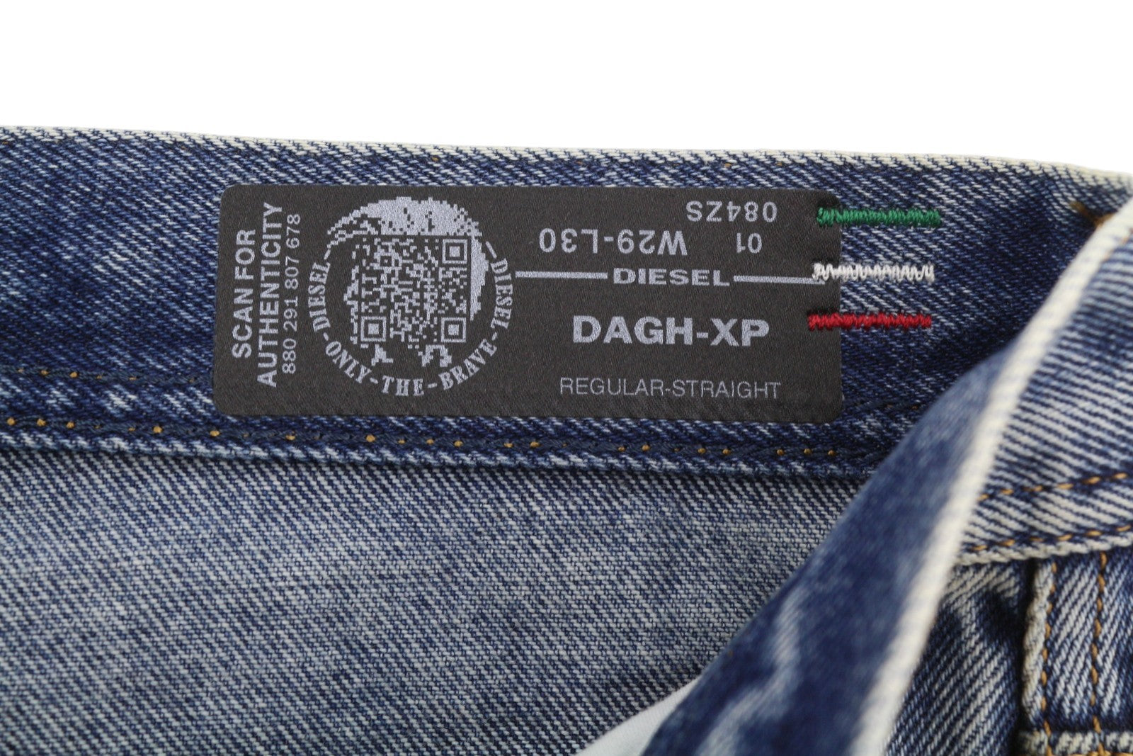 DIESEL Dagh-XP 084ZS Men Jeans W29/L30 Blue Distress Ripped Regular Straight