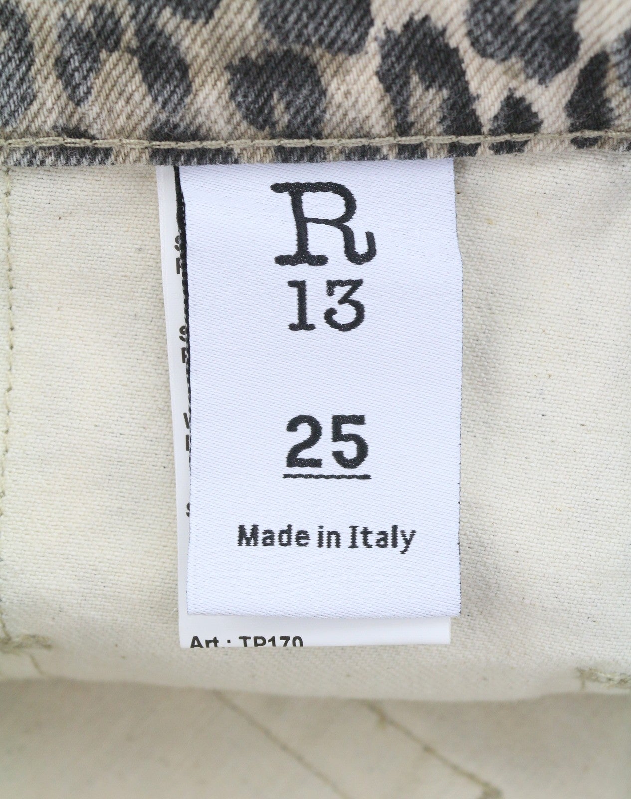 R13 Pouch Pocket Women Shorts 25 Rigid Ecru Leopard Button Turn-Up RRP795