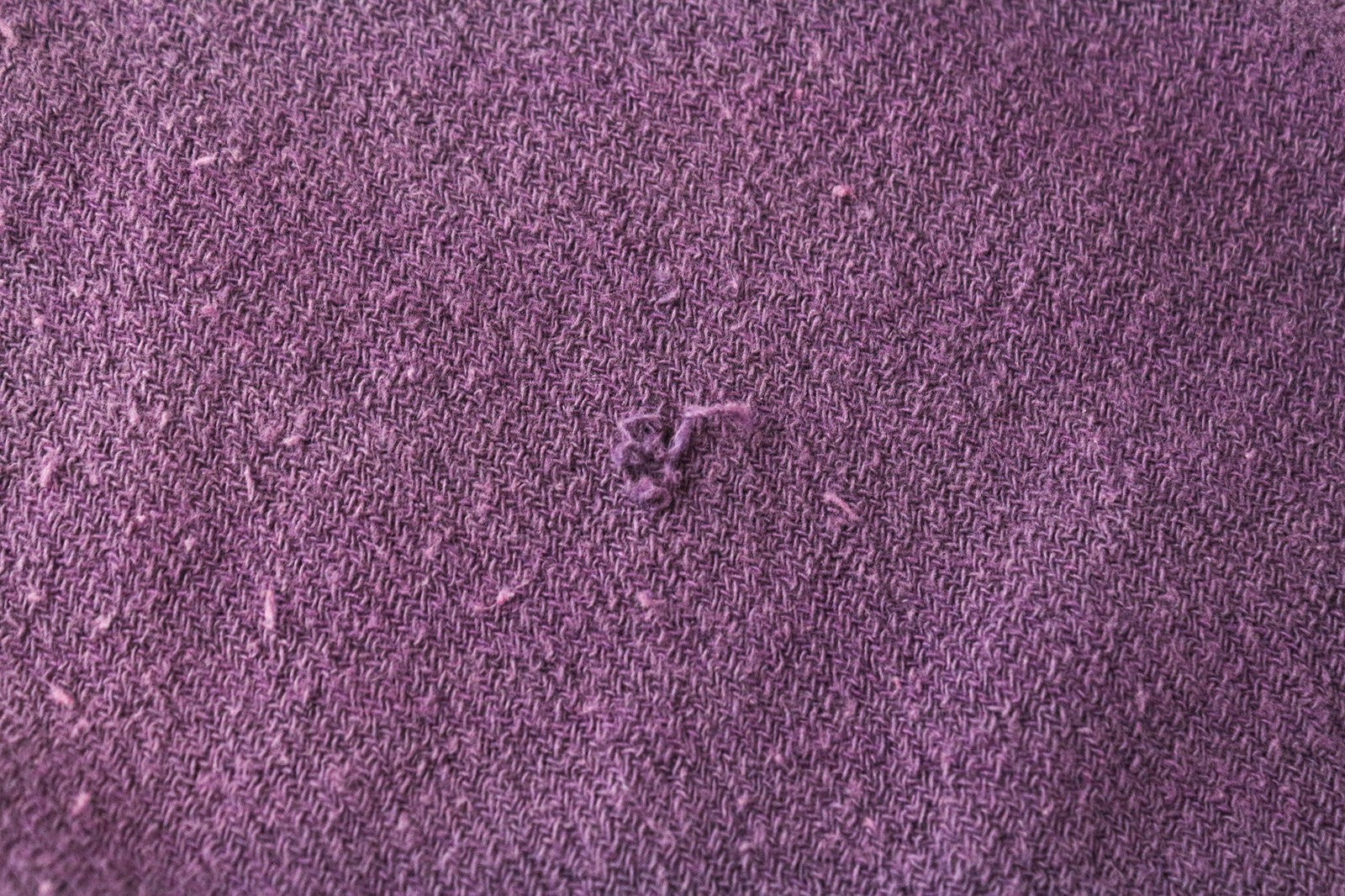 MAISON SCOTCH moteriškas šalikas OS violetinis tartano megztas languotas ruoželinis apdangalas su kutais 