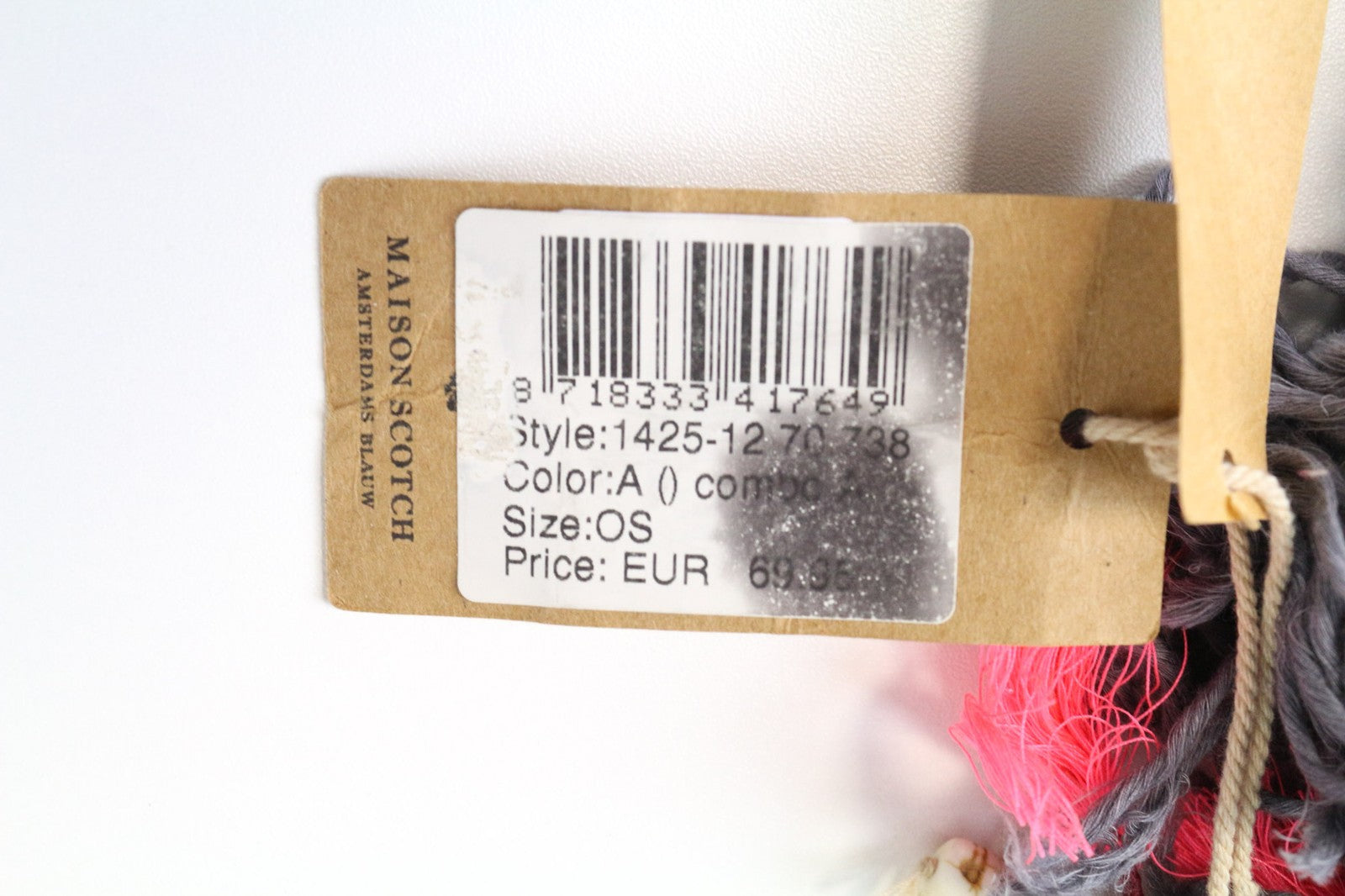 MAISON SCOTCH moteriškas pilkas megztas medvilninis plonas šalikas su kutais ir lengvu raštu 