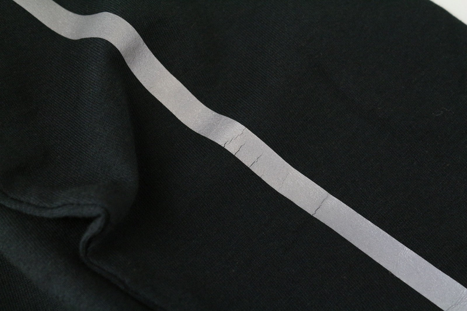 TUCANO URBANO T-TU moteriški marškinėliai su atšvaitu, juodi, su V formos iškirpte, S dydžio. 