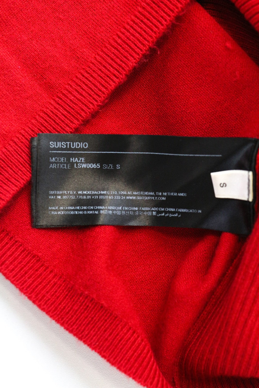 SUISTUDIO „Haze“ moteriški marškinėliai ryškiai raudoni, briaunoti, ploni golfai be rankovių 