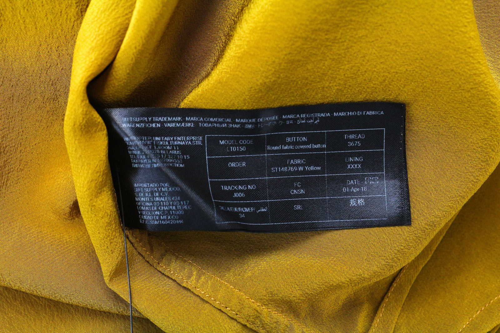 SUISTUDIO Bridgette moteriška palaidinė UK8 geltona garstyčių spalvos plona šilkine palaidinė su sagomis 