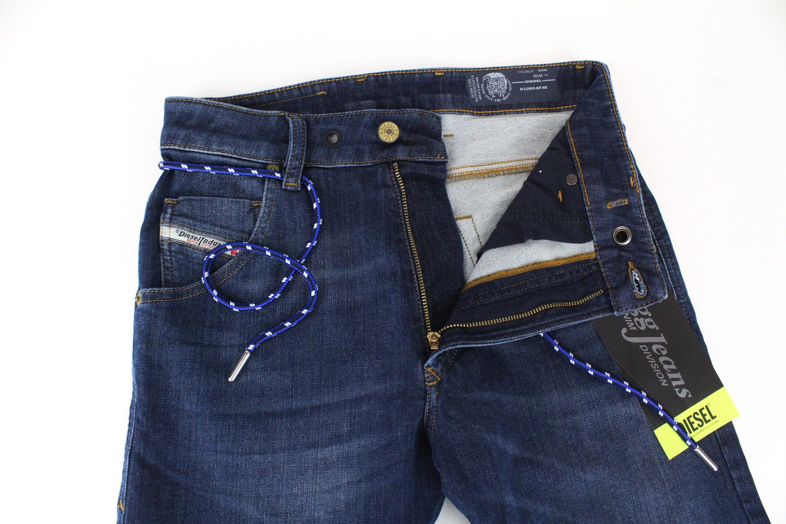 DIESEL D-Luhic-SP-NE 069IU vyriški W26 mėlyni berniukiški ploni morkų rašto sportiniai džinsai jogg fit 
