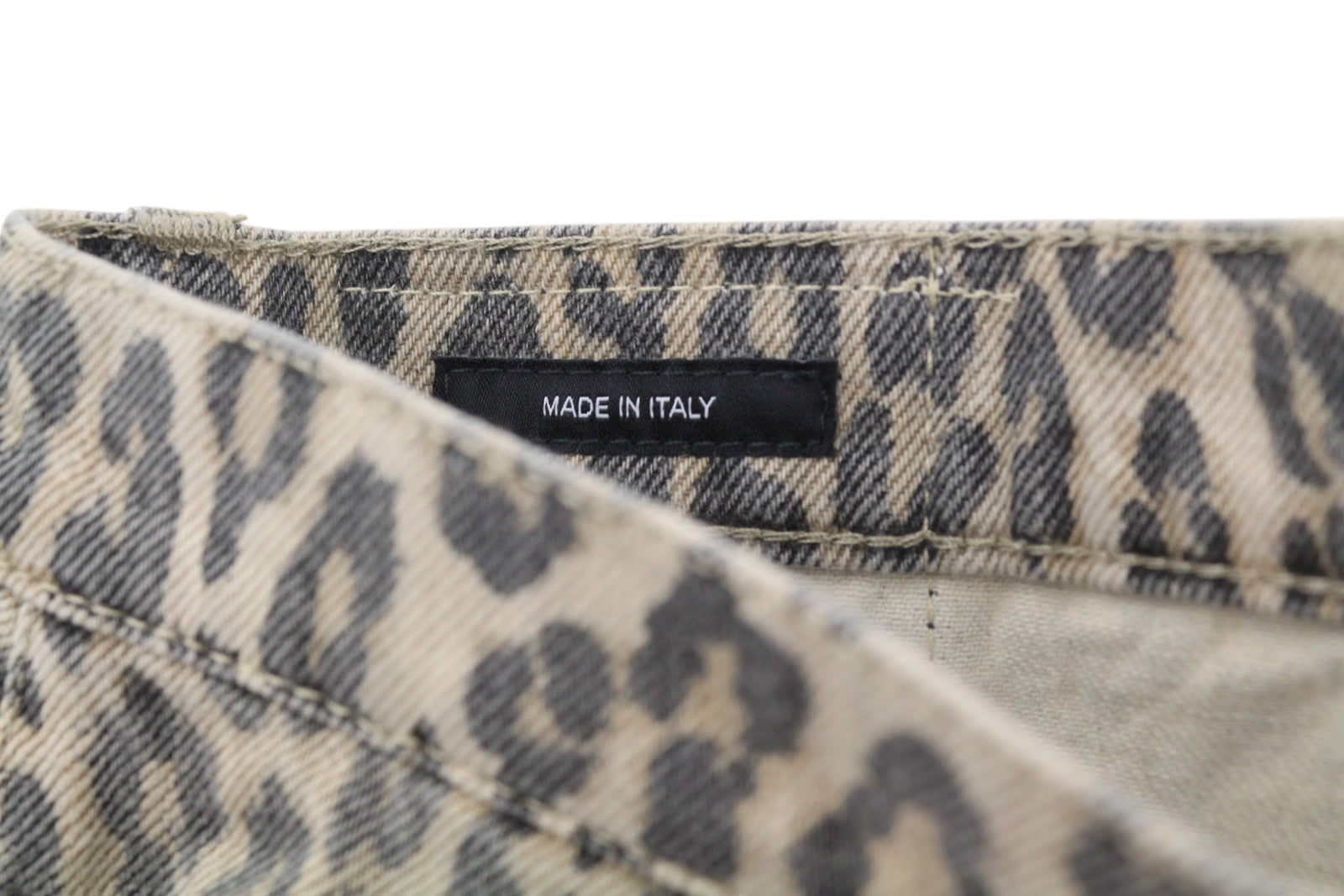R13 Pouch Pocket Women Shorts 25 Rigid Ecru Leopard Button Turn-Up RRP795