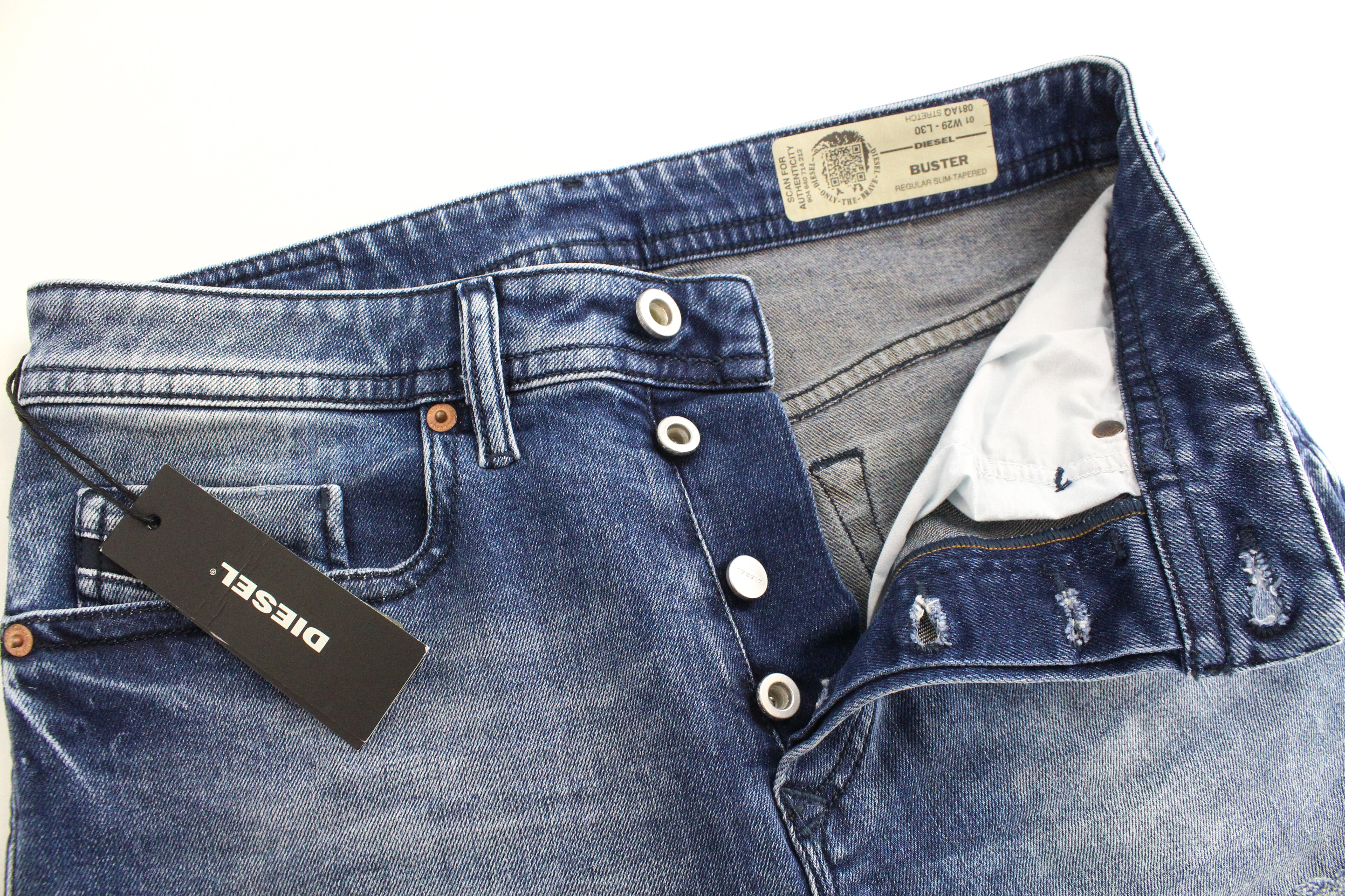 DIESEL Buster 081AQ vyriški džinsai W29 L30 mėlyni, ploni, siaurėjantys, skalbti, tamprūs, medvilniniai. 