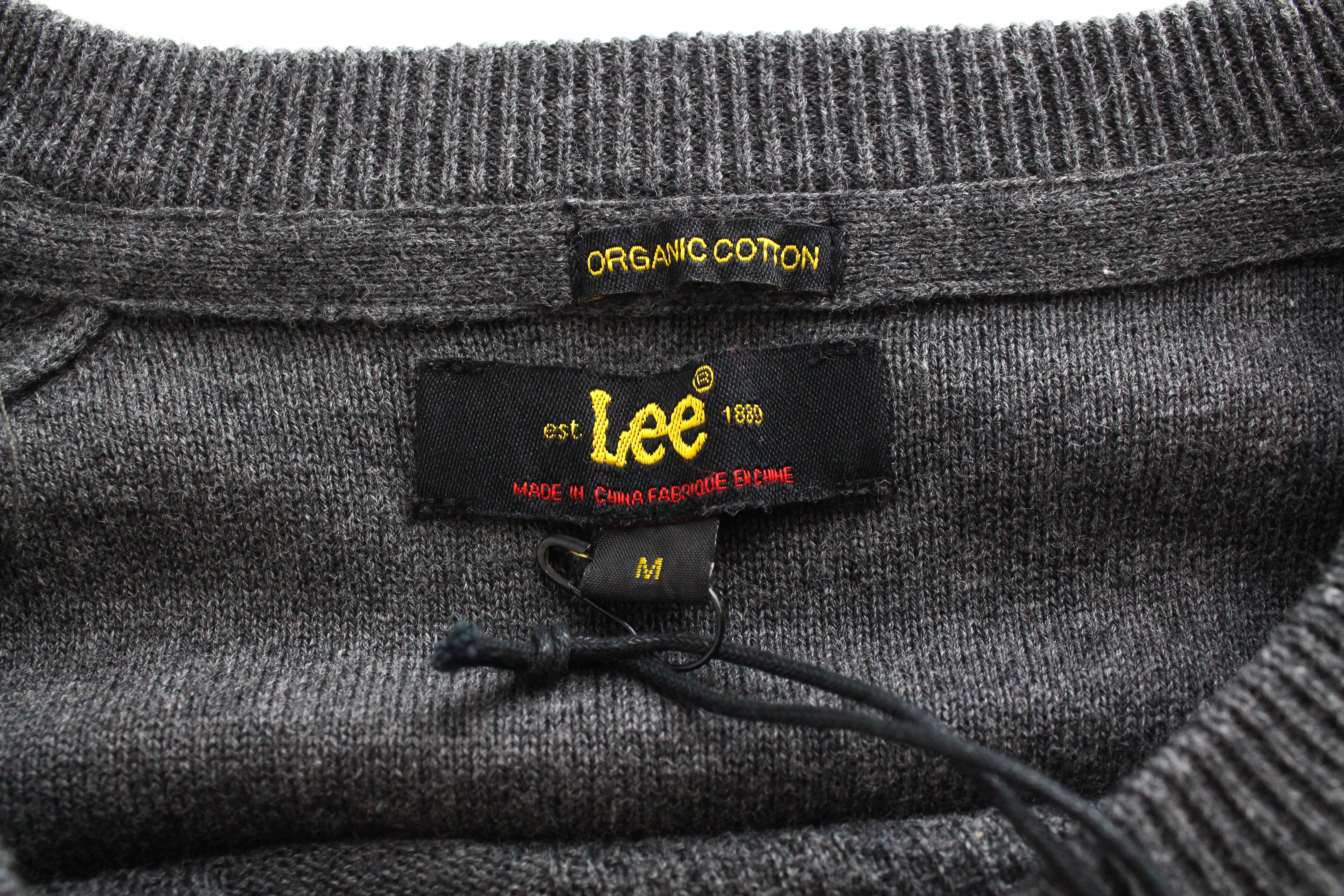 LEE moteriškas M dydžio tamsiai pilkas medvilninis megztinis su melanžo spalvos apvalia kaklo iškirpte, tvirtai megztas