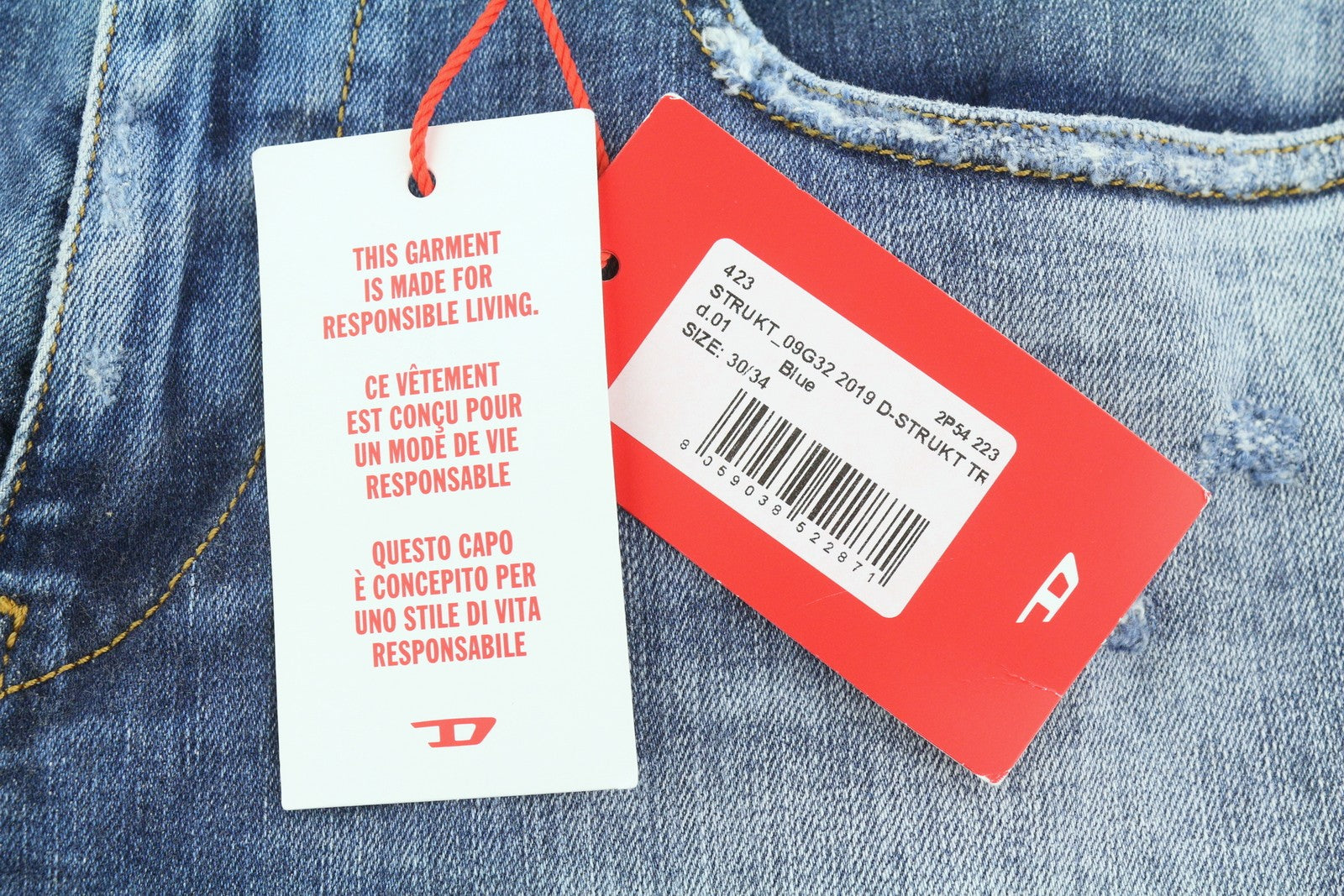 DIESEL 2019 D-Strukt 09G32 Men Jeans W30/L34 Blue Whiskers Faded Distress RRP180