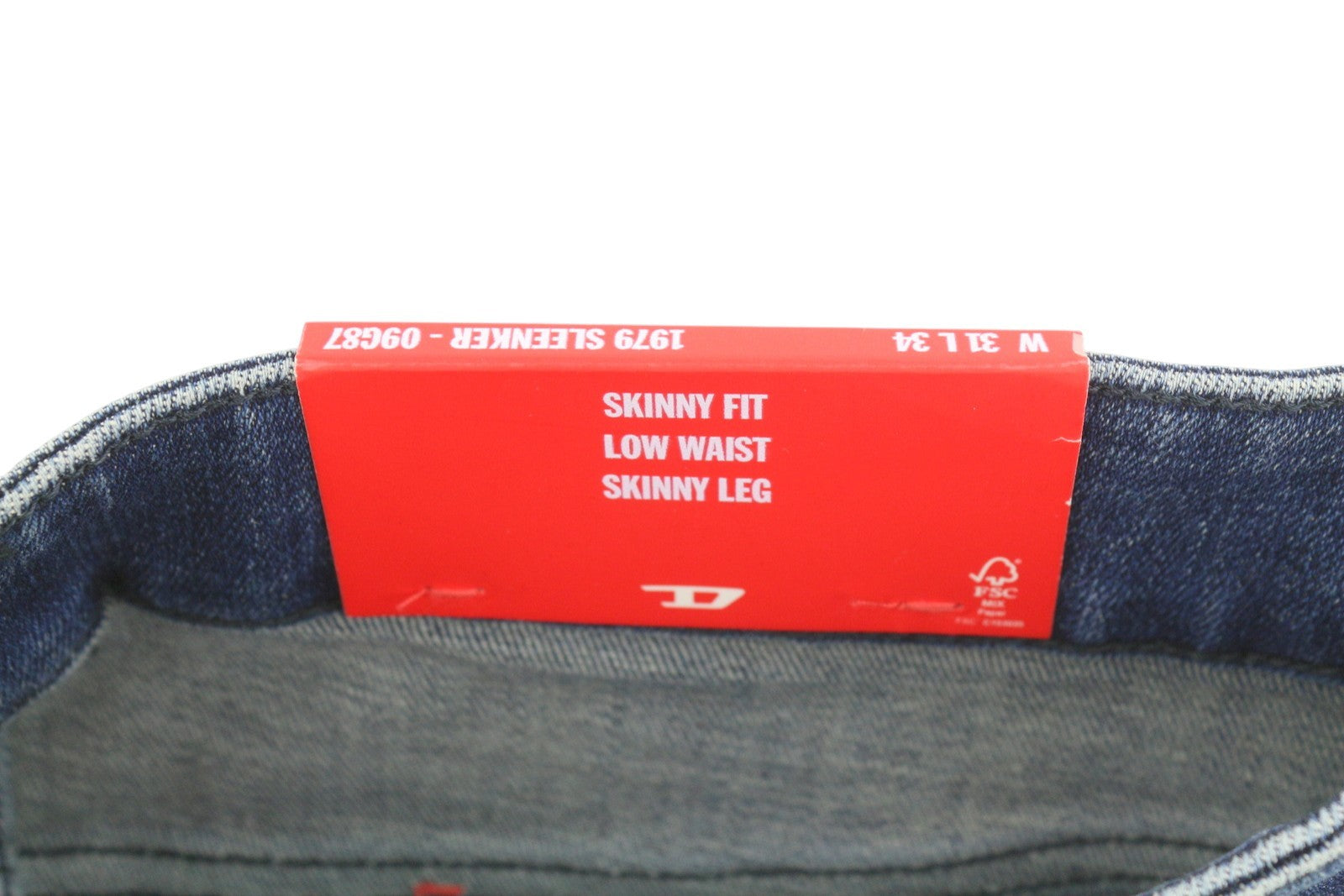 DIESEL 1979 Sleenker 09G87 Men Jeans W31/L34 Blue Faded Low Waist Skinny RRP295