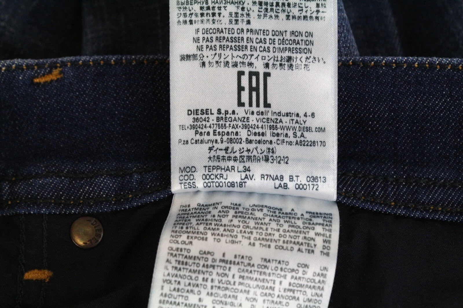 DIESEL Tepphar R7NA8 Men Jeans W30/L34 Slim Carrot Fit Blue Stretch Distressed