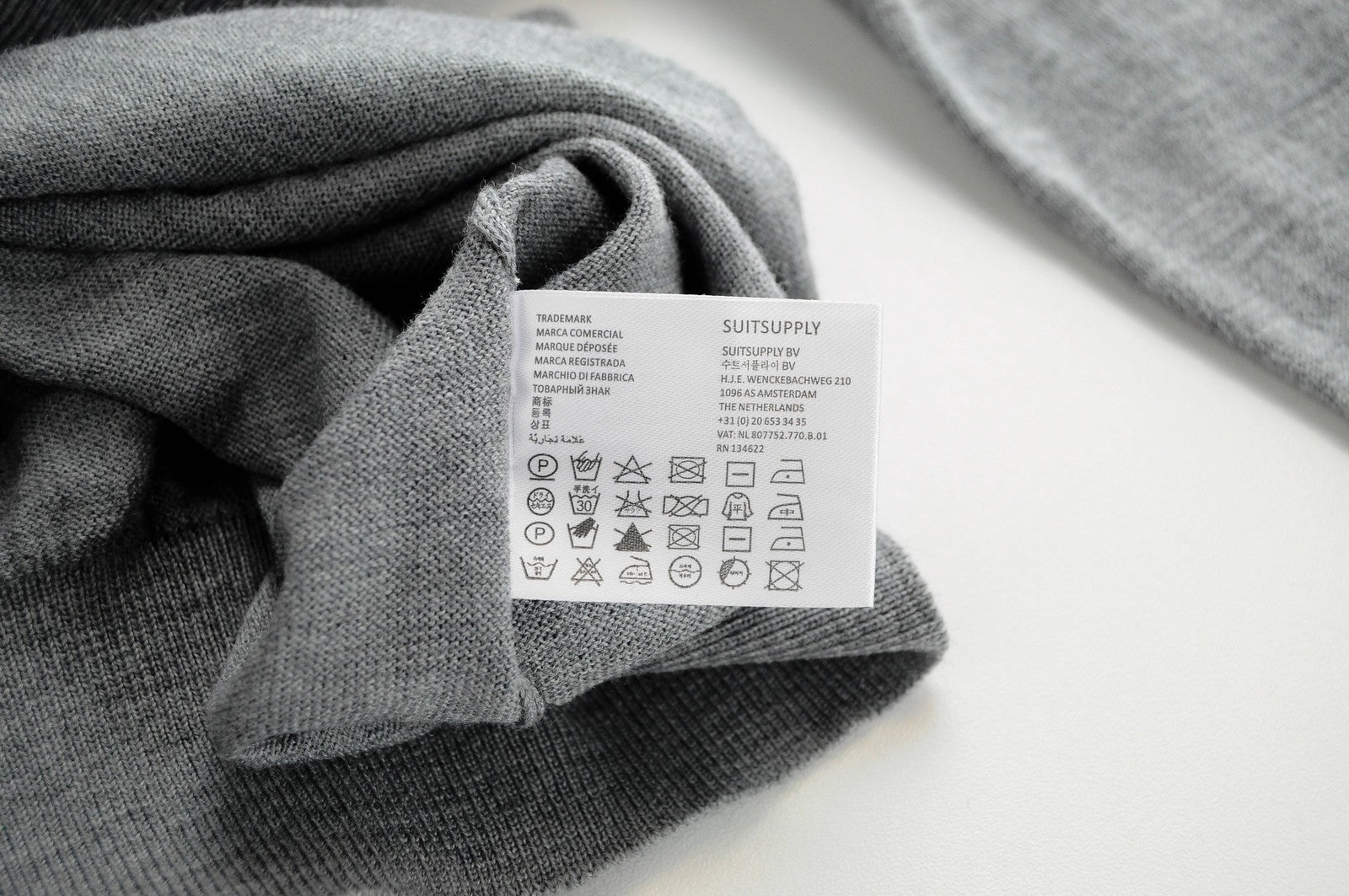 SUITSUPPLY Men Jumper S Long Sleeve Grey Merino Wool Knitted V-Neck Sweater