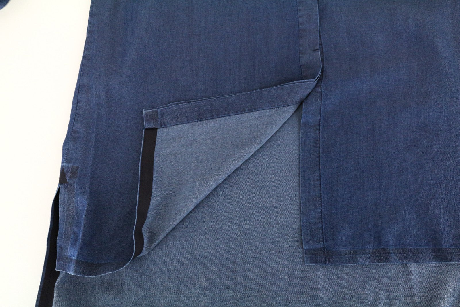 SWEATY BETTY Kvasir Luxe Shirt Women Dress M Blue Denim Look Button Mid-Length