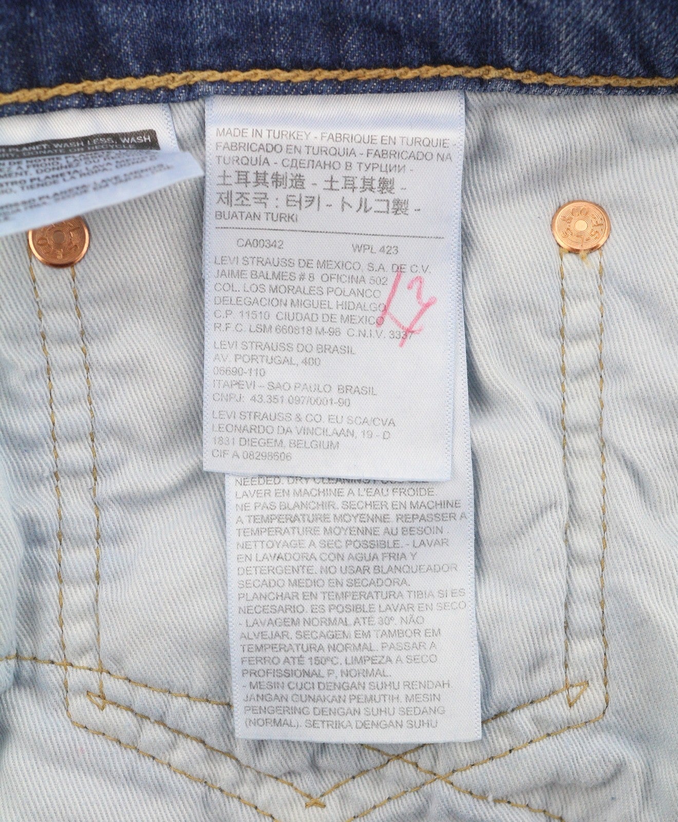 LEVI'S 502 Men Jeans W34/L32 Blue Whiskers Faded Tapered Fit Denim